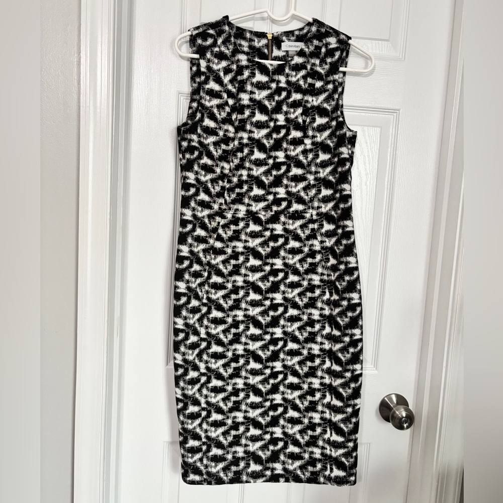 Calvin Klein Black and White Abstract Midi Dress